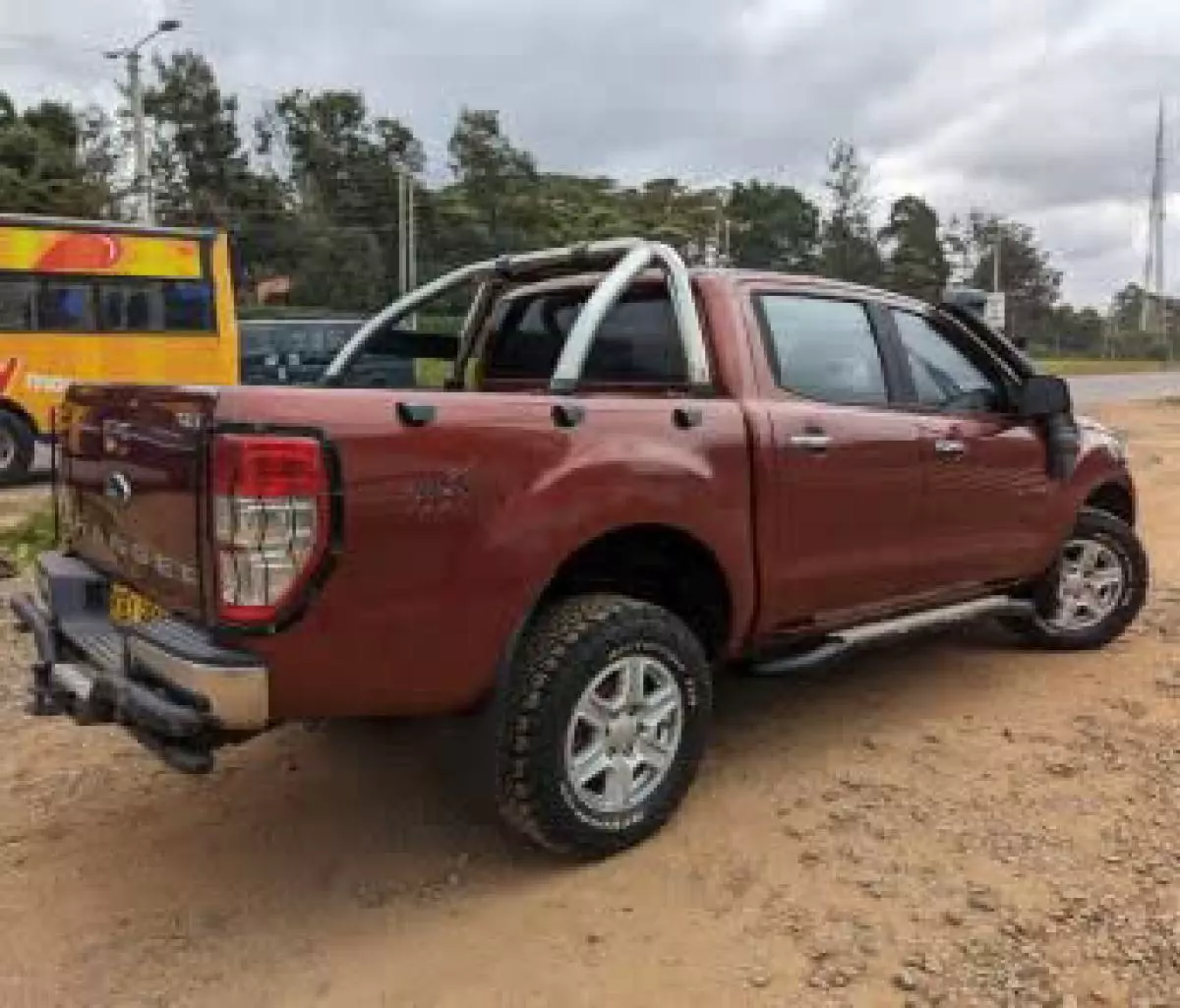 Ford Ranger   - 2013