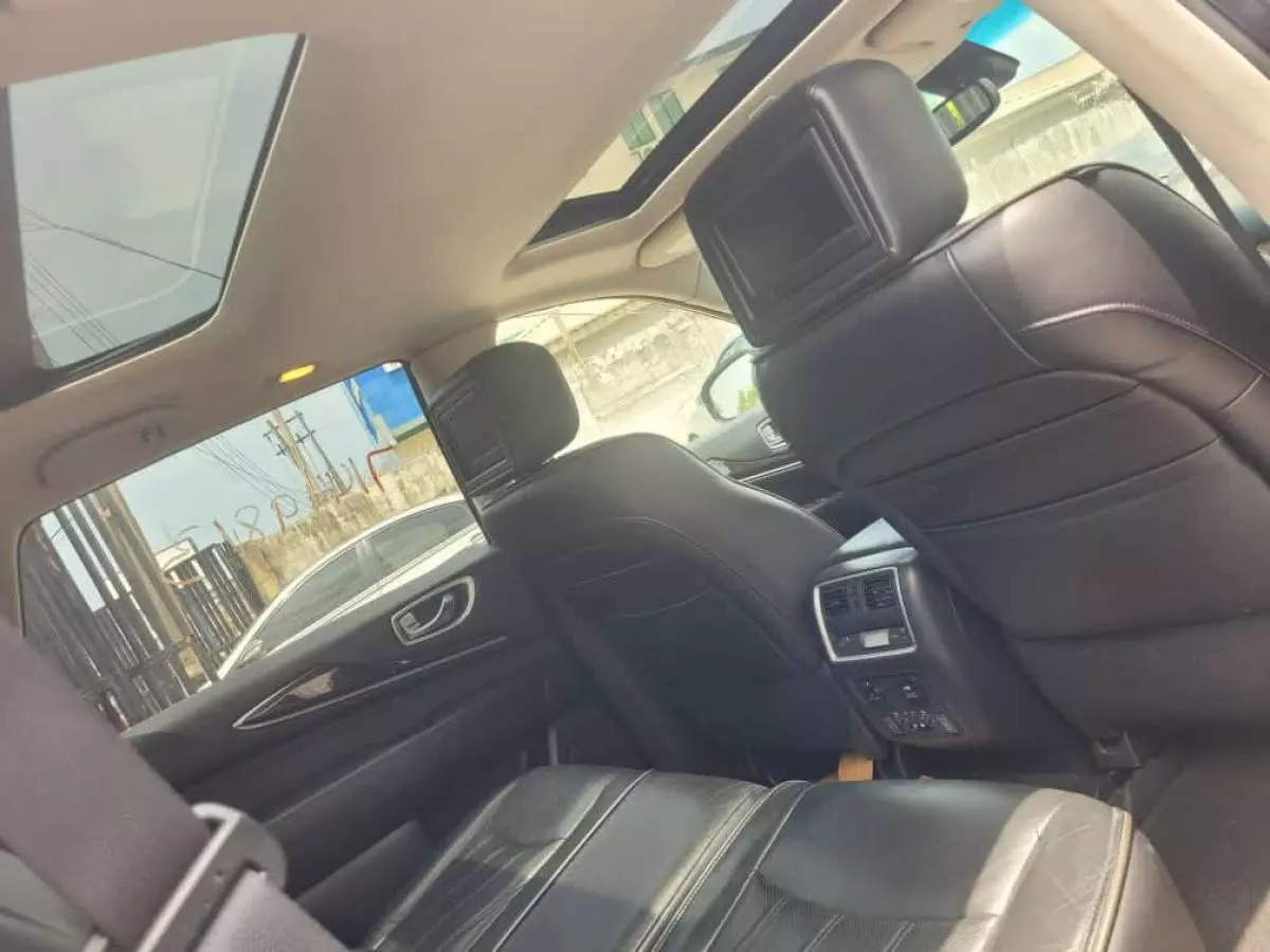 Infiniti QX60   - 2015