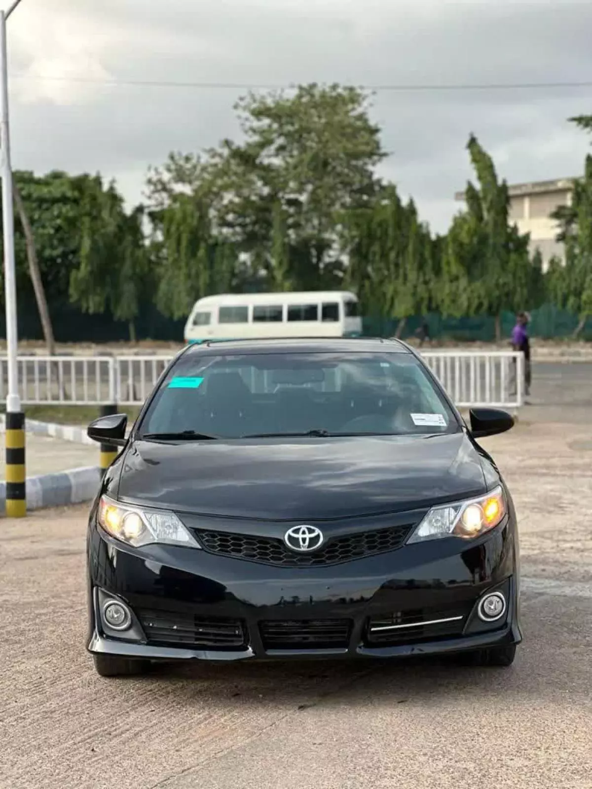 Toyota Camry   - 2012