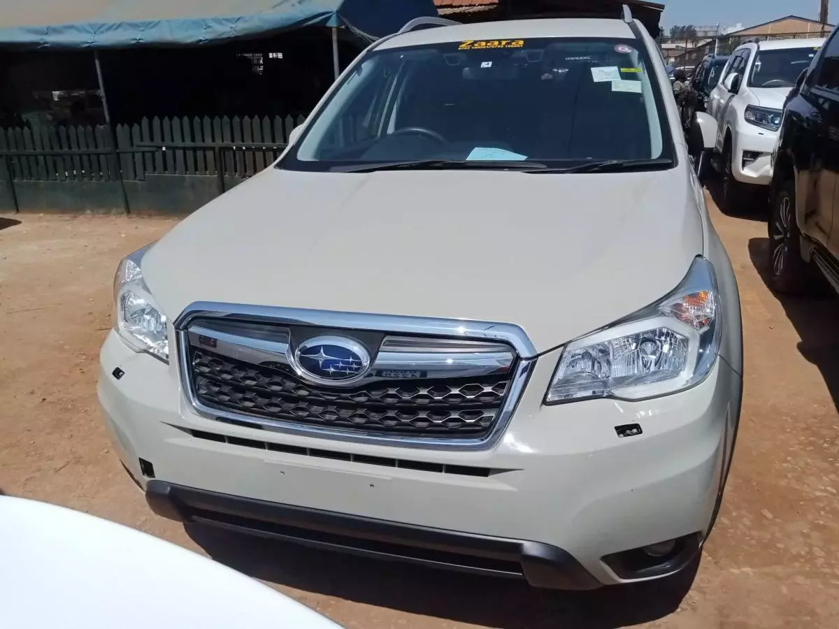 Subaru Forester   - 2015