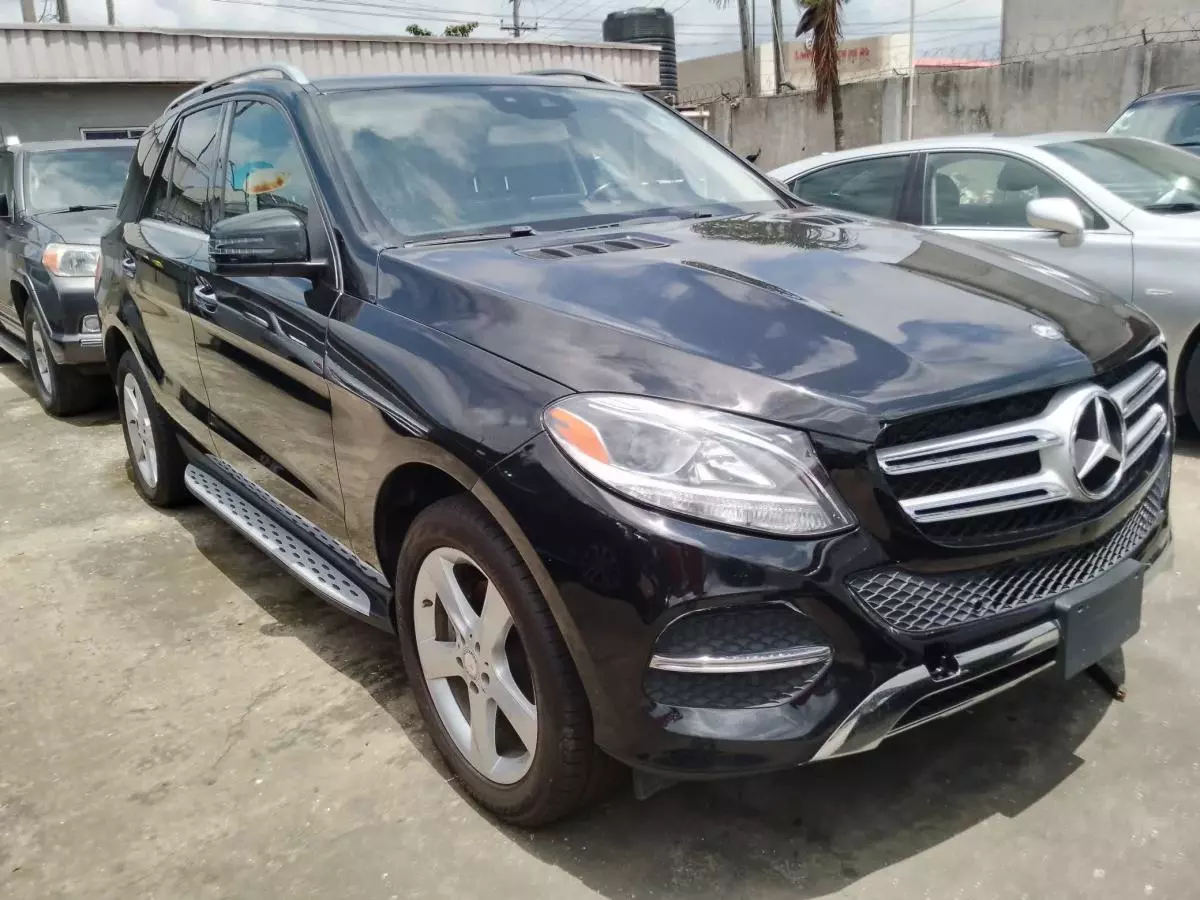 Mercedes-Benz GLE 350   - 2016