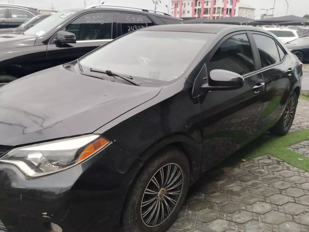 Toyota Corolla Sport   - 2015