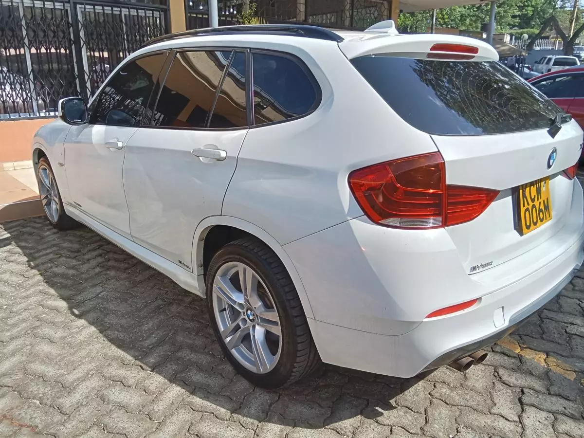 BMW X1   - 2012