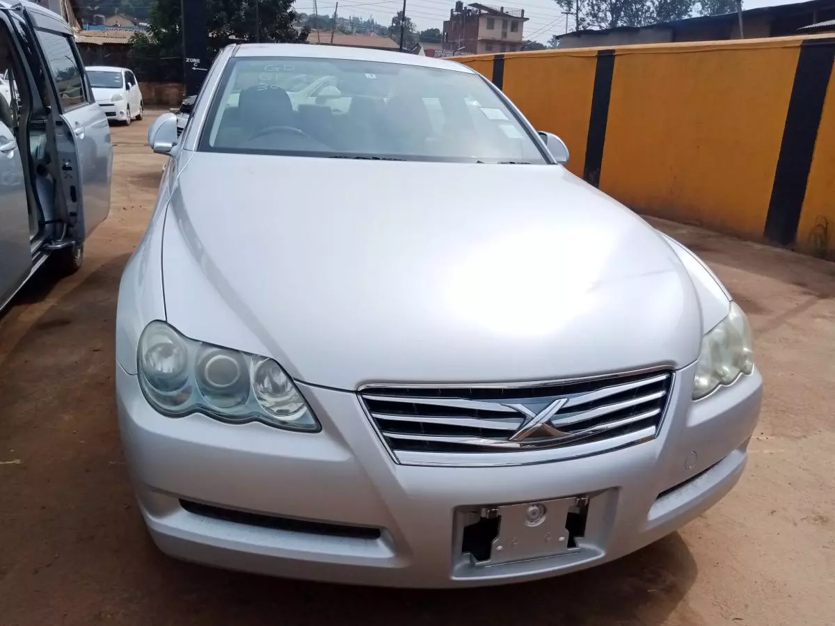 Toyota Mark X   - 2009