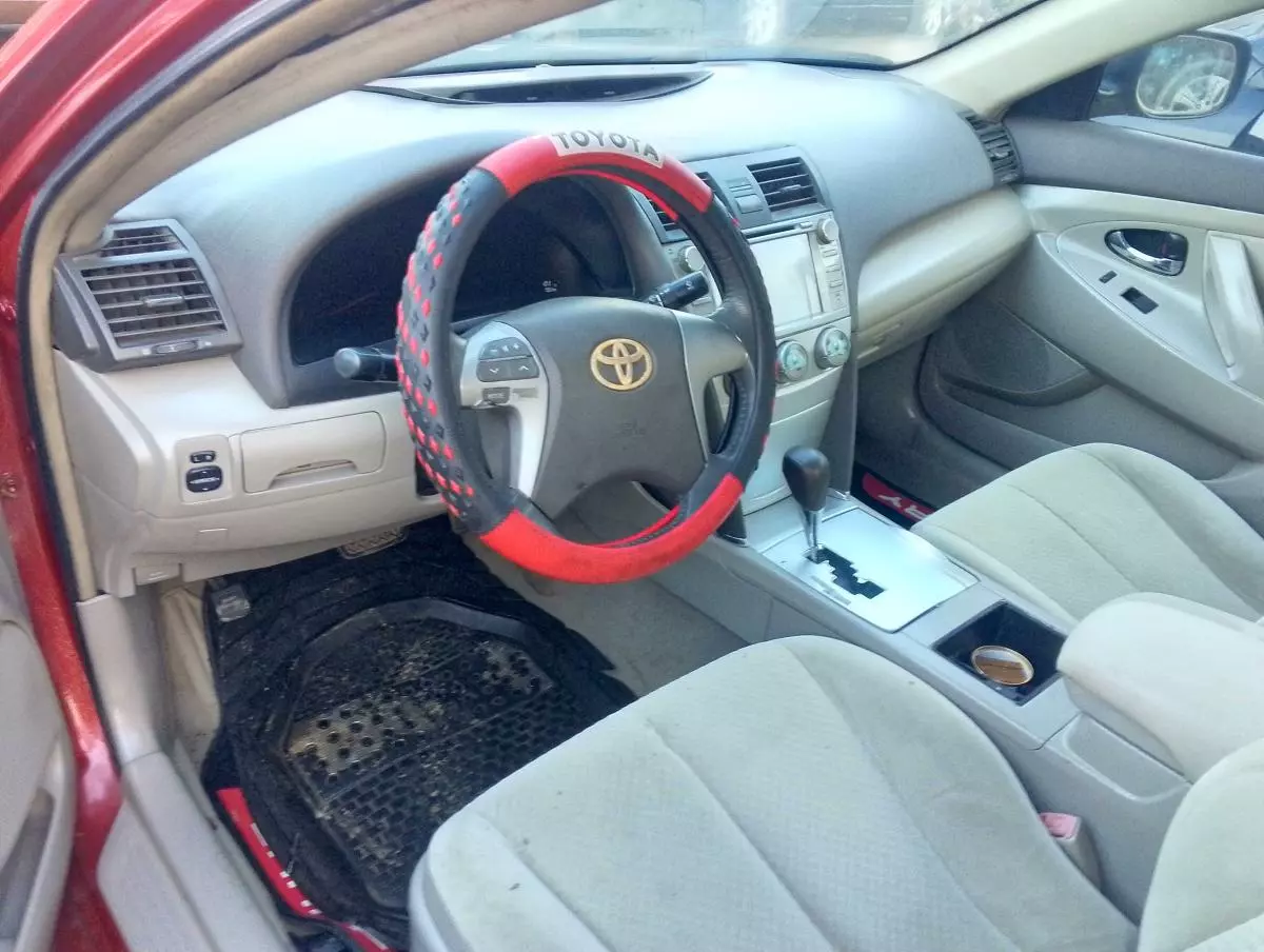 Toyota Camry   - 2007