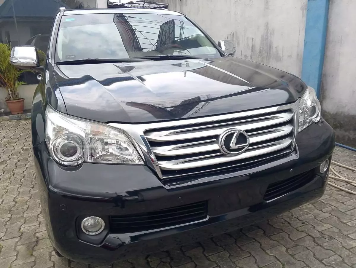 Lexus GX 460   - 2010