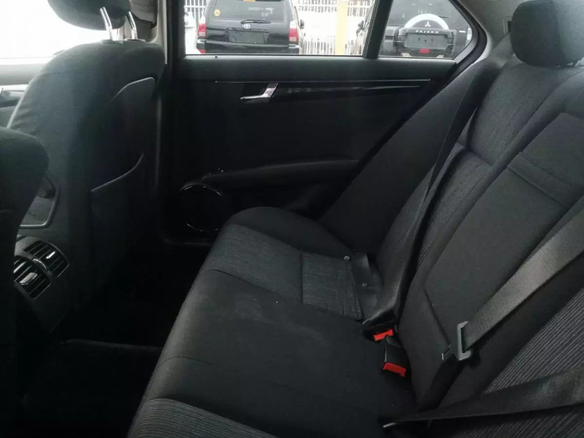 Mercedes-Benz C 200 - 2009