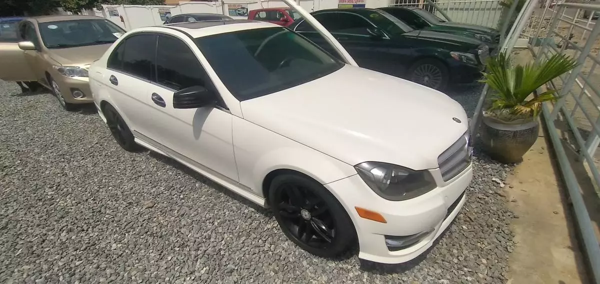 Mercedes-Benz C 250 - 2013