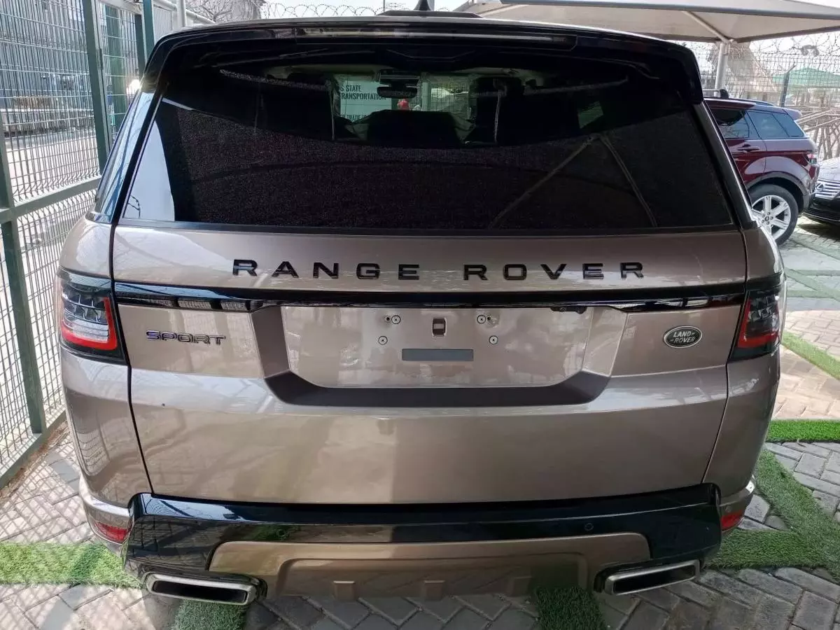 Land Rover Range Rover Sport - 2018