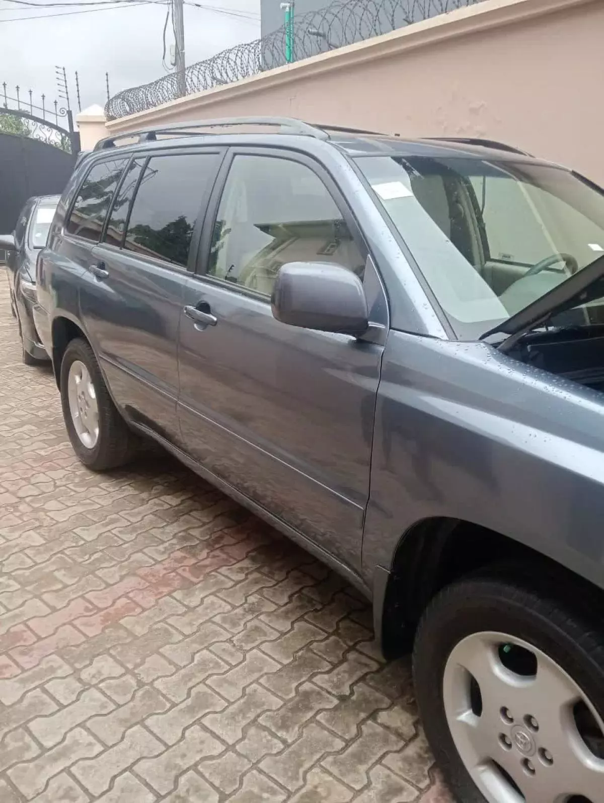 Toyota Highlander   - 2007