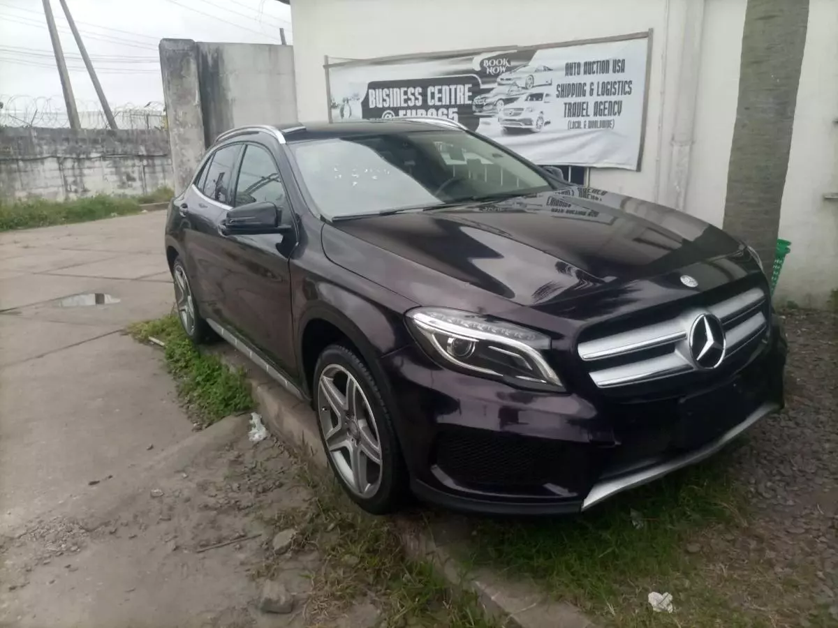 Mercedes-Benz GLC 300   - 2015