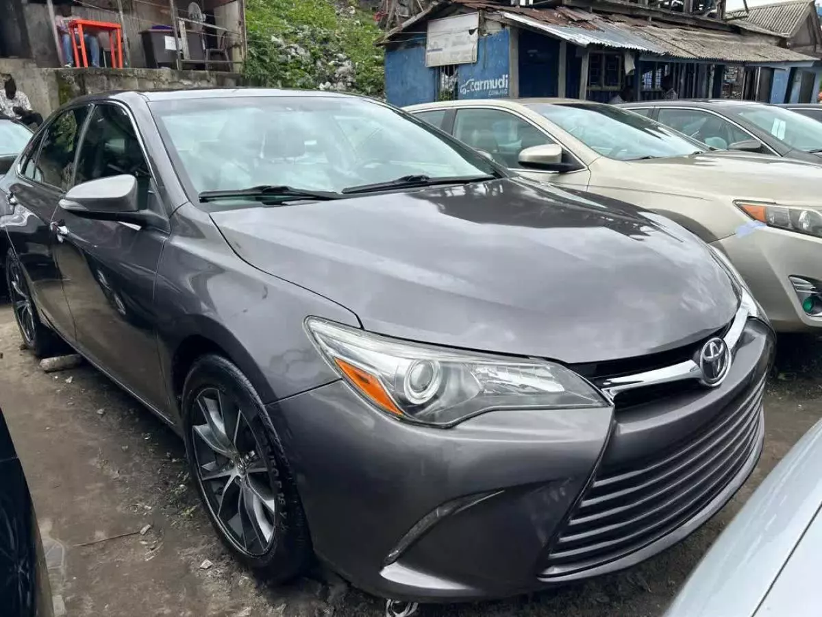 Toyota Camry   - 2015