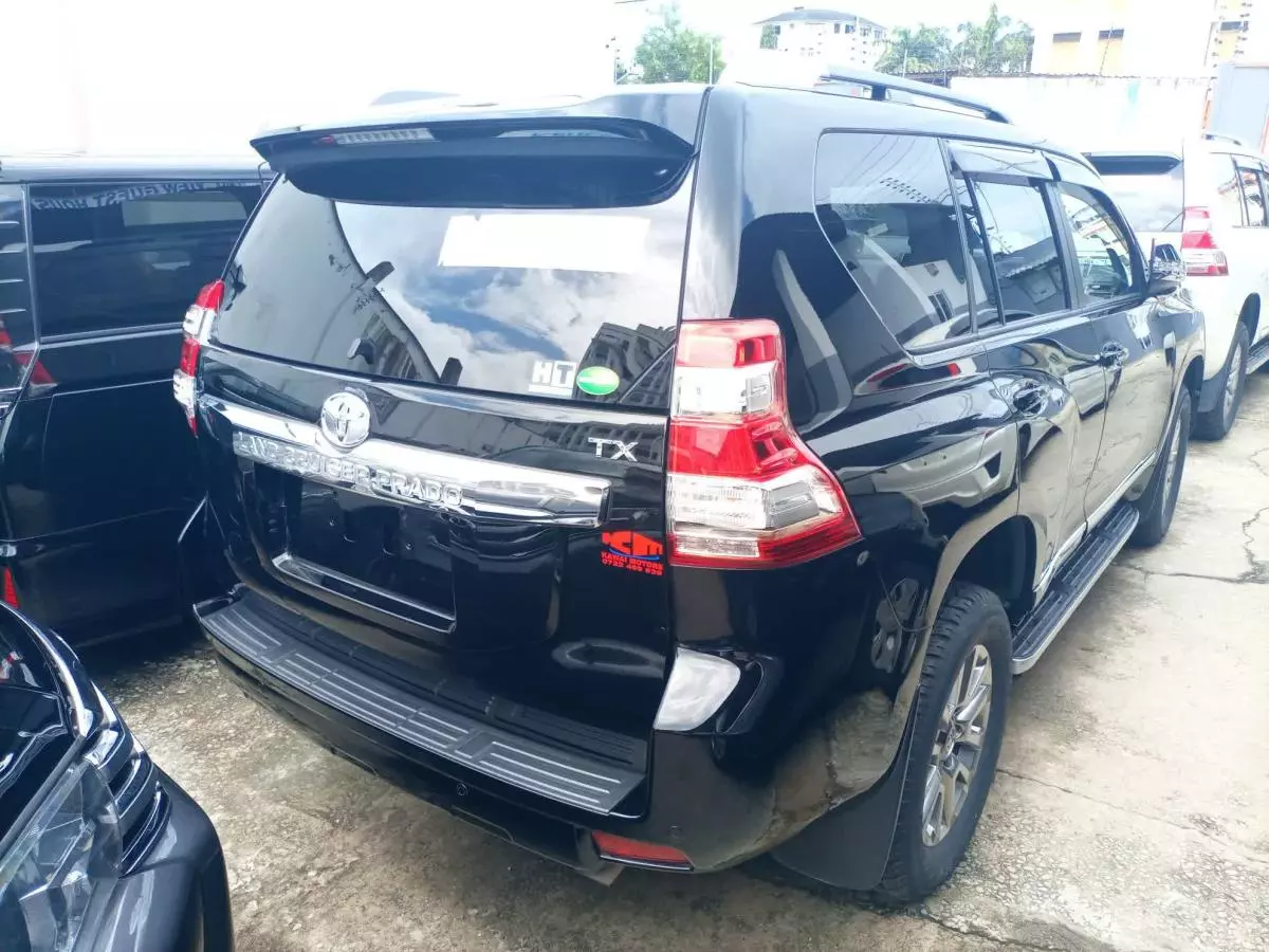Toyota Landcruiser prado TX - 2017