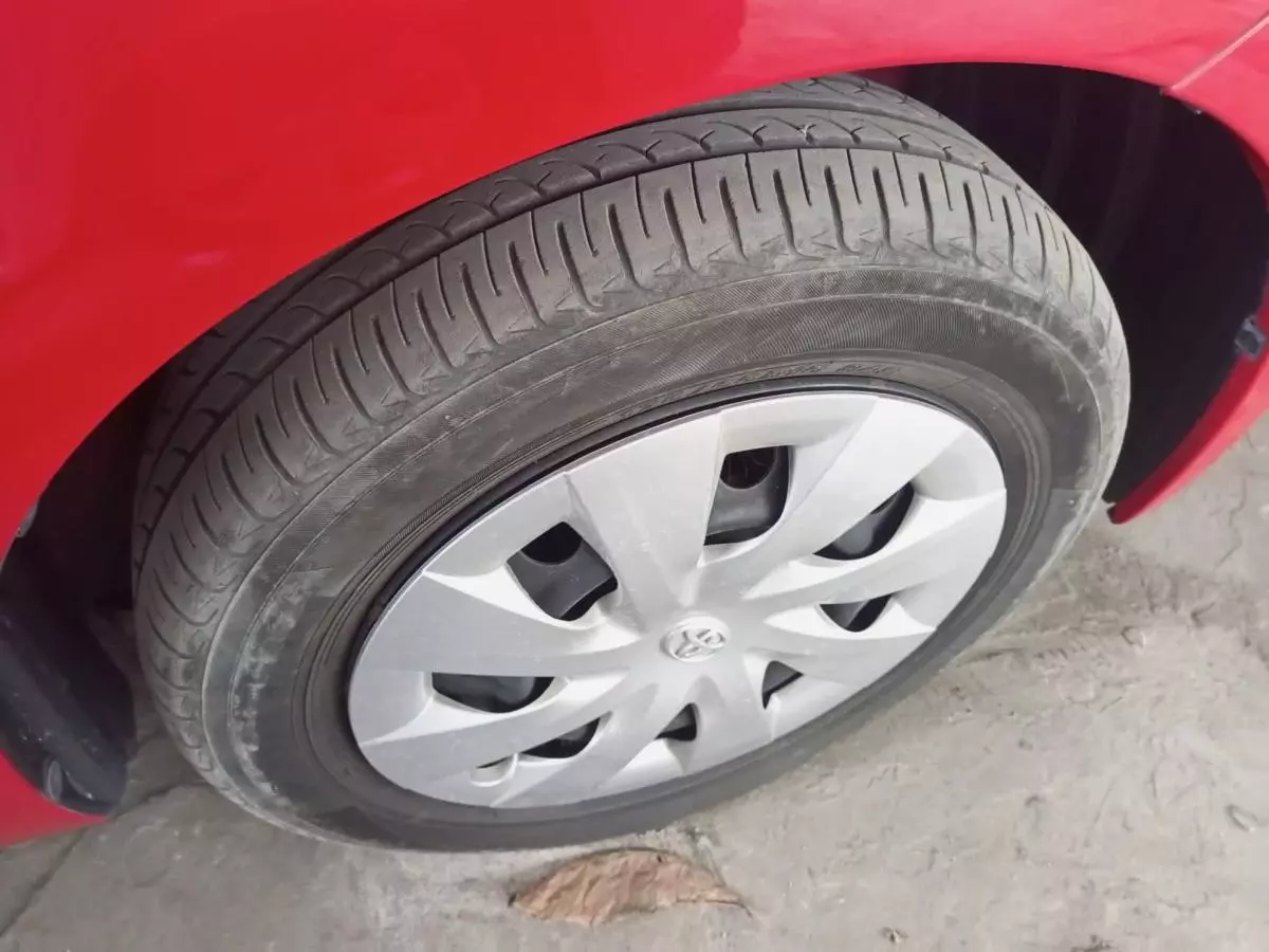 Toyota Porte - 2015