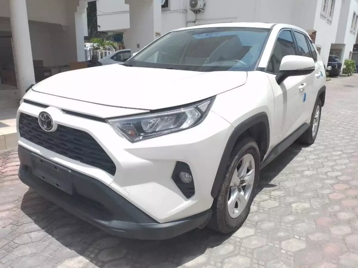 Toyota RAV 4   - 2020