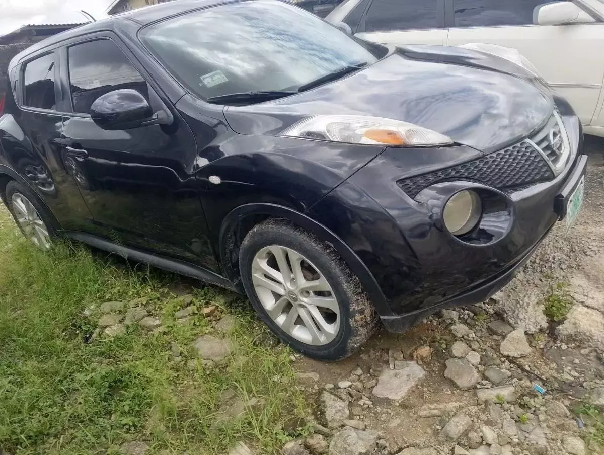 Nissan Juke   - 2011