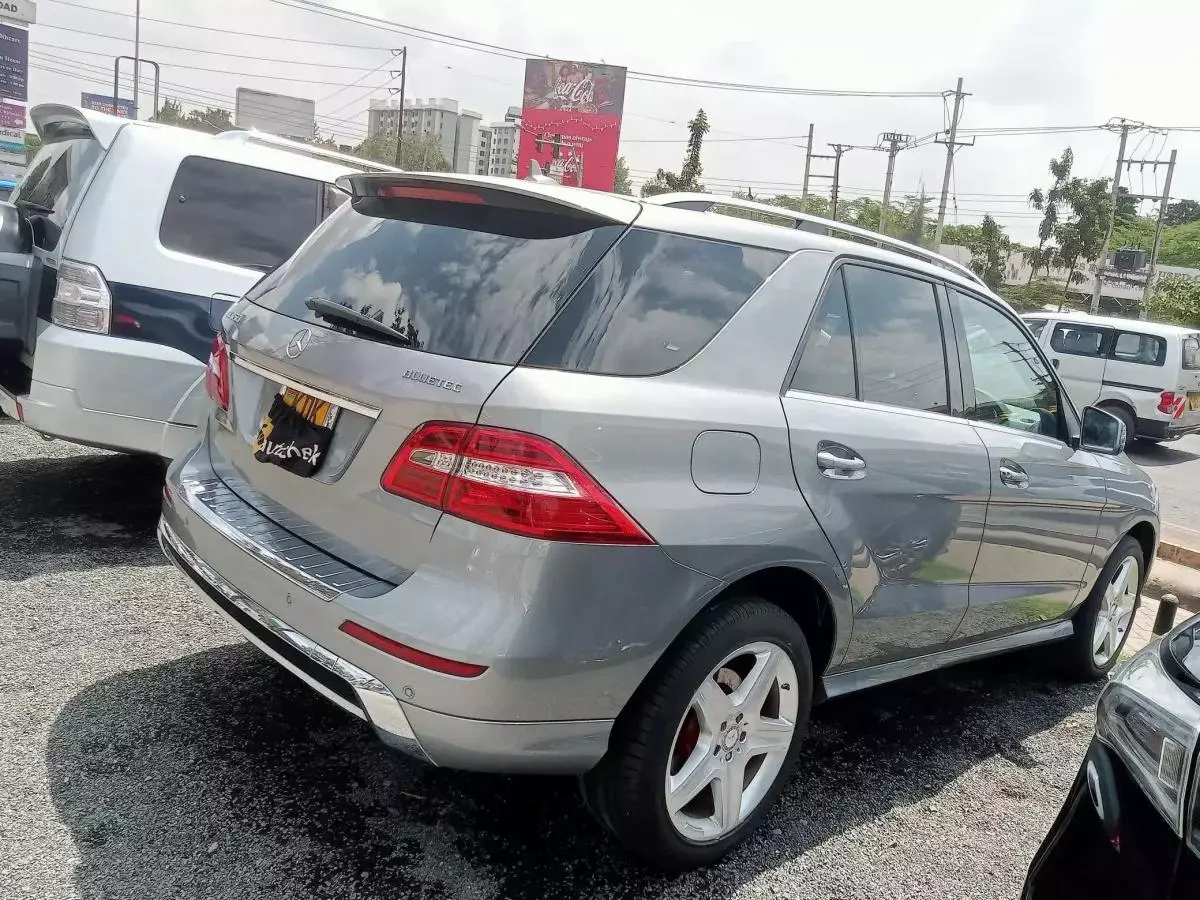 Mercedes-Benz ML 350 - 2015