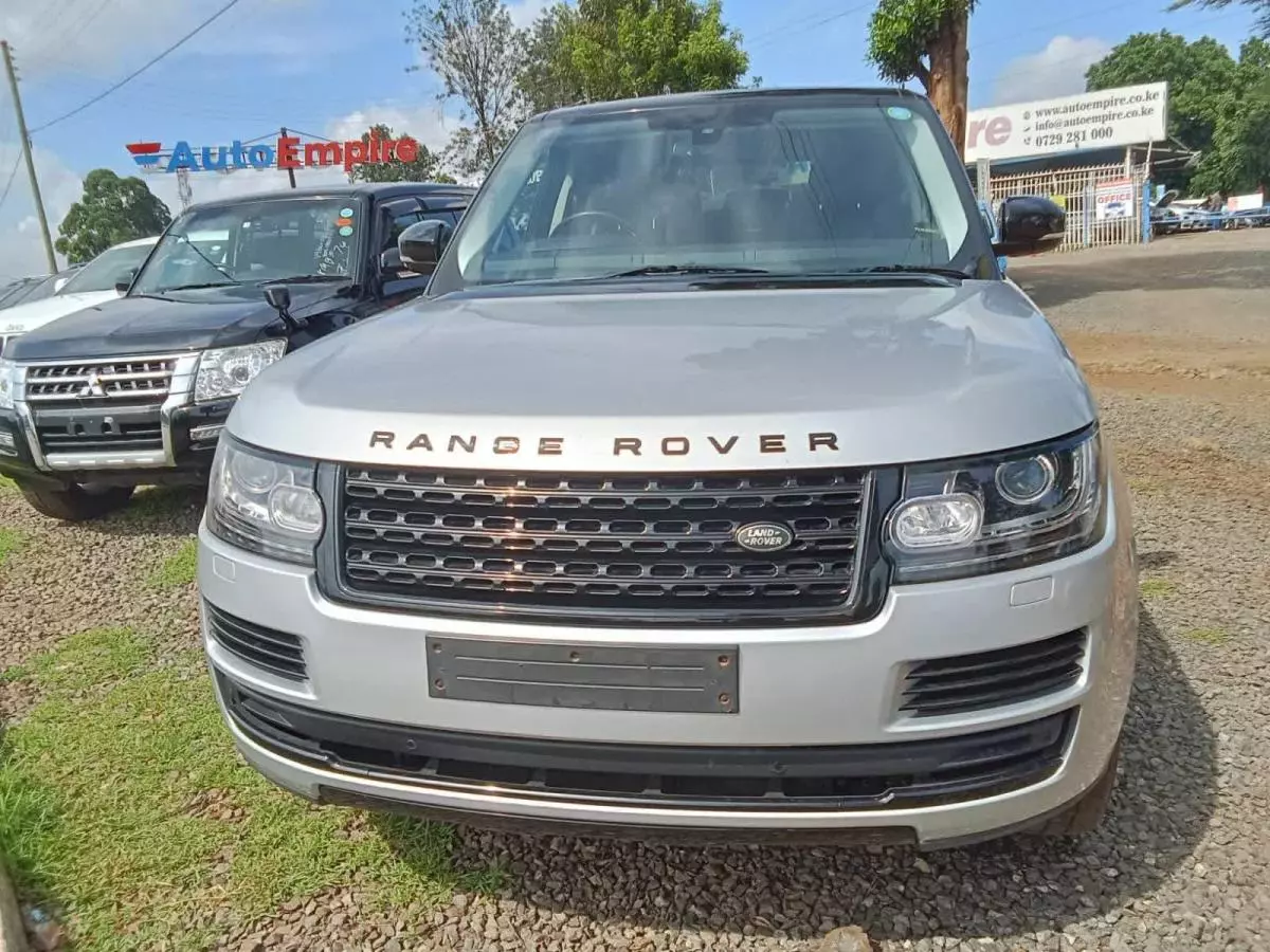 Land Rover Range Rover Vogue   - 2016