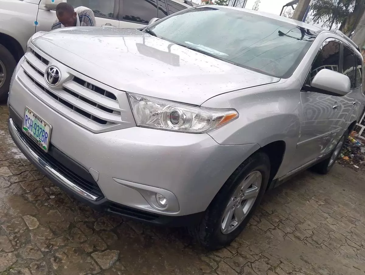 Toyota Highlander   - 2008