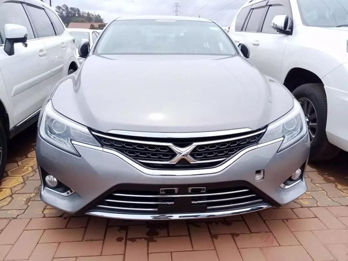 Toyota Mark X   - 2015