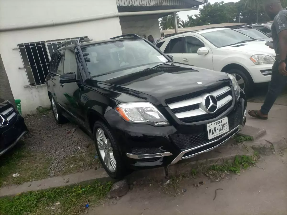 Mercedes-Benz GLK 350   - 2014