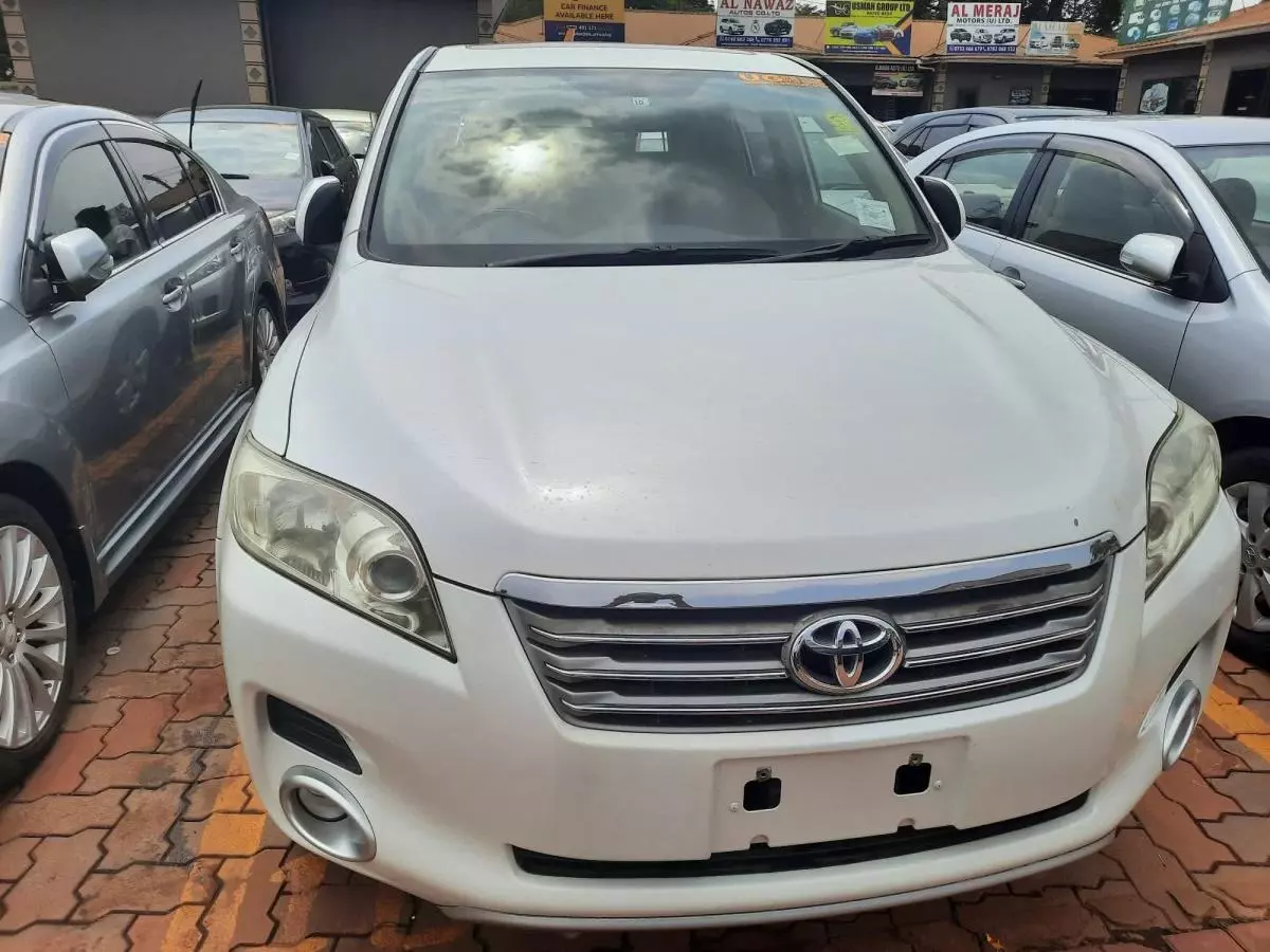Toyota Vanguard  - 2009