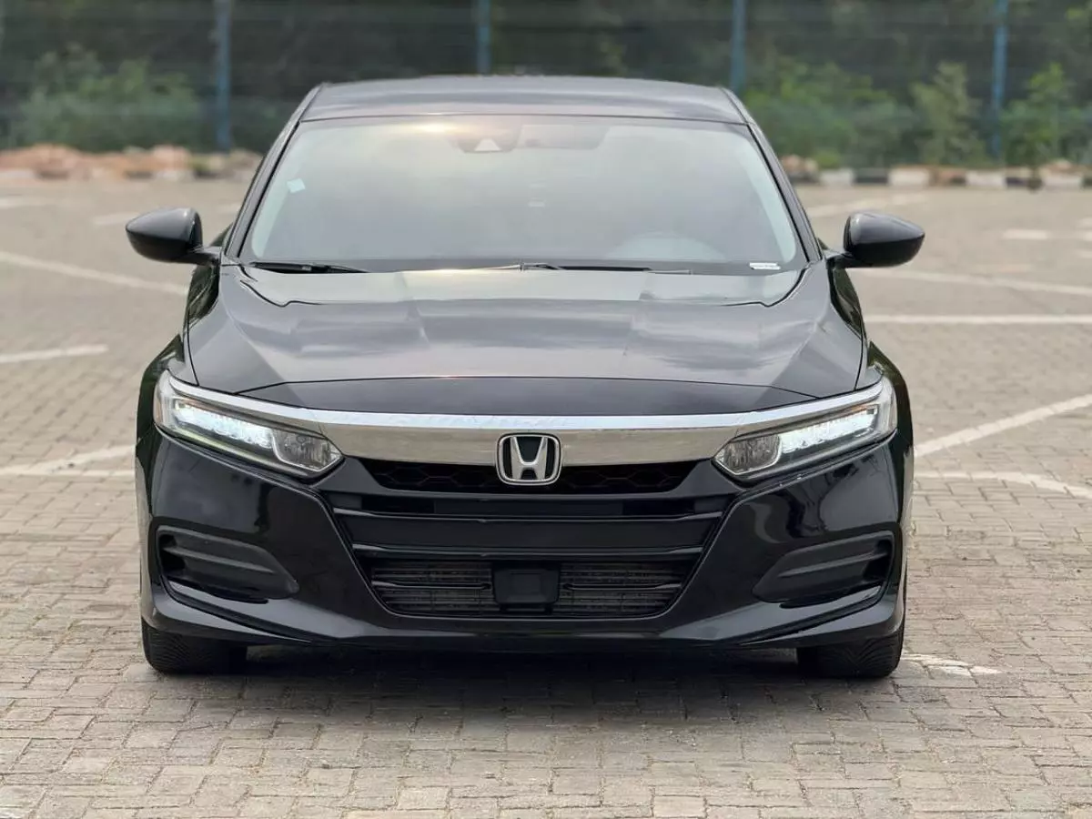 Honda Accord   - 2018