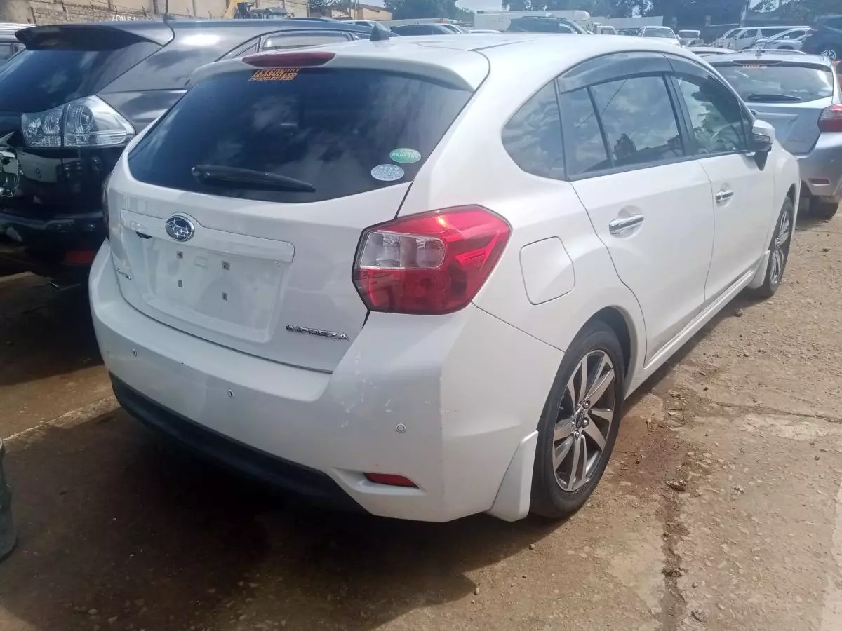 Subaru Impreza   - 2015