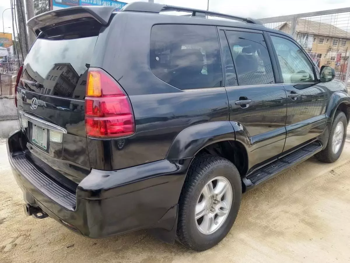 Lexus GX 470   - 2006