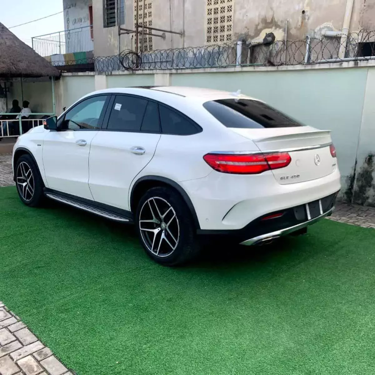 Mercedes-Benz GLE 350   - 2016