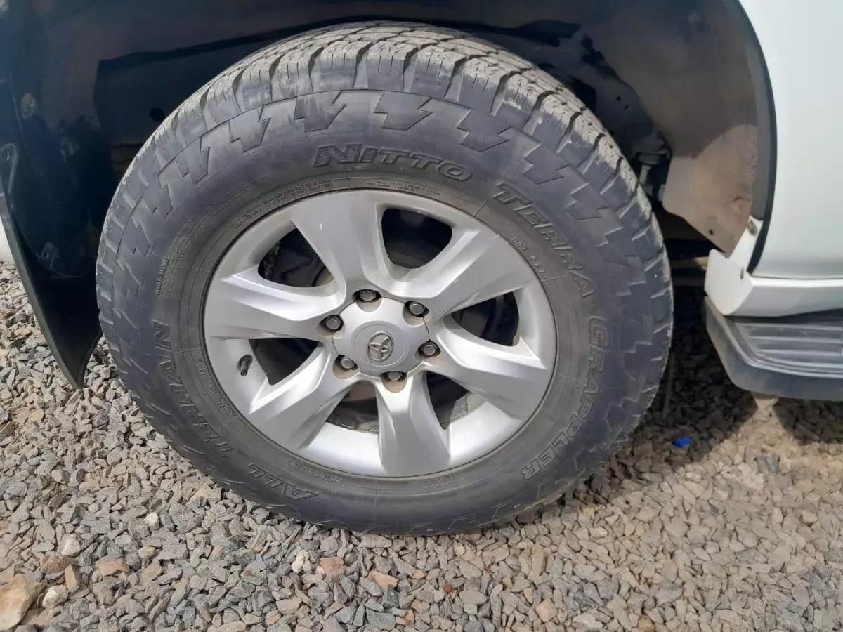 Toyota Landcruiser prado TX - 2013