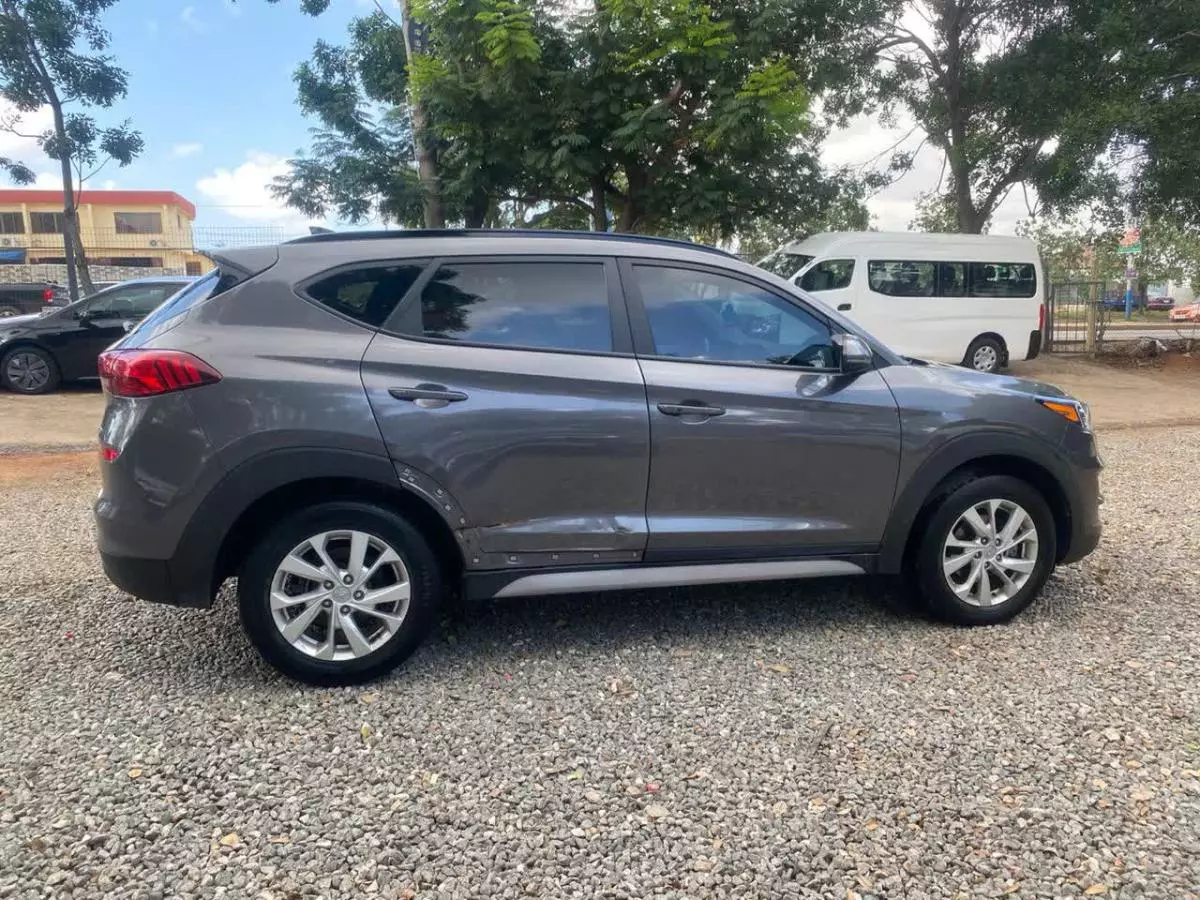 Hyundai Tucson   - 2020