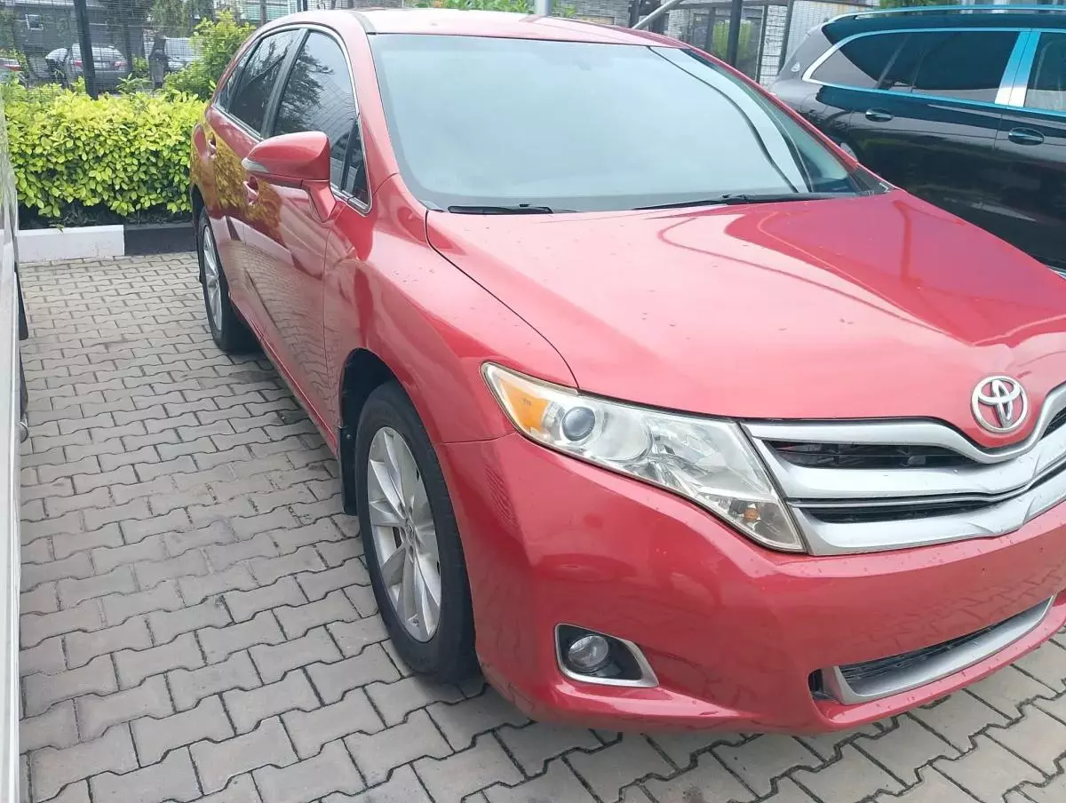 Toyota Venza   - 2014