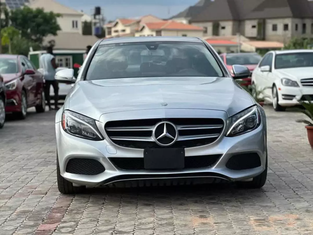 Mercedes-Benz C 300   - 2016