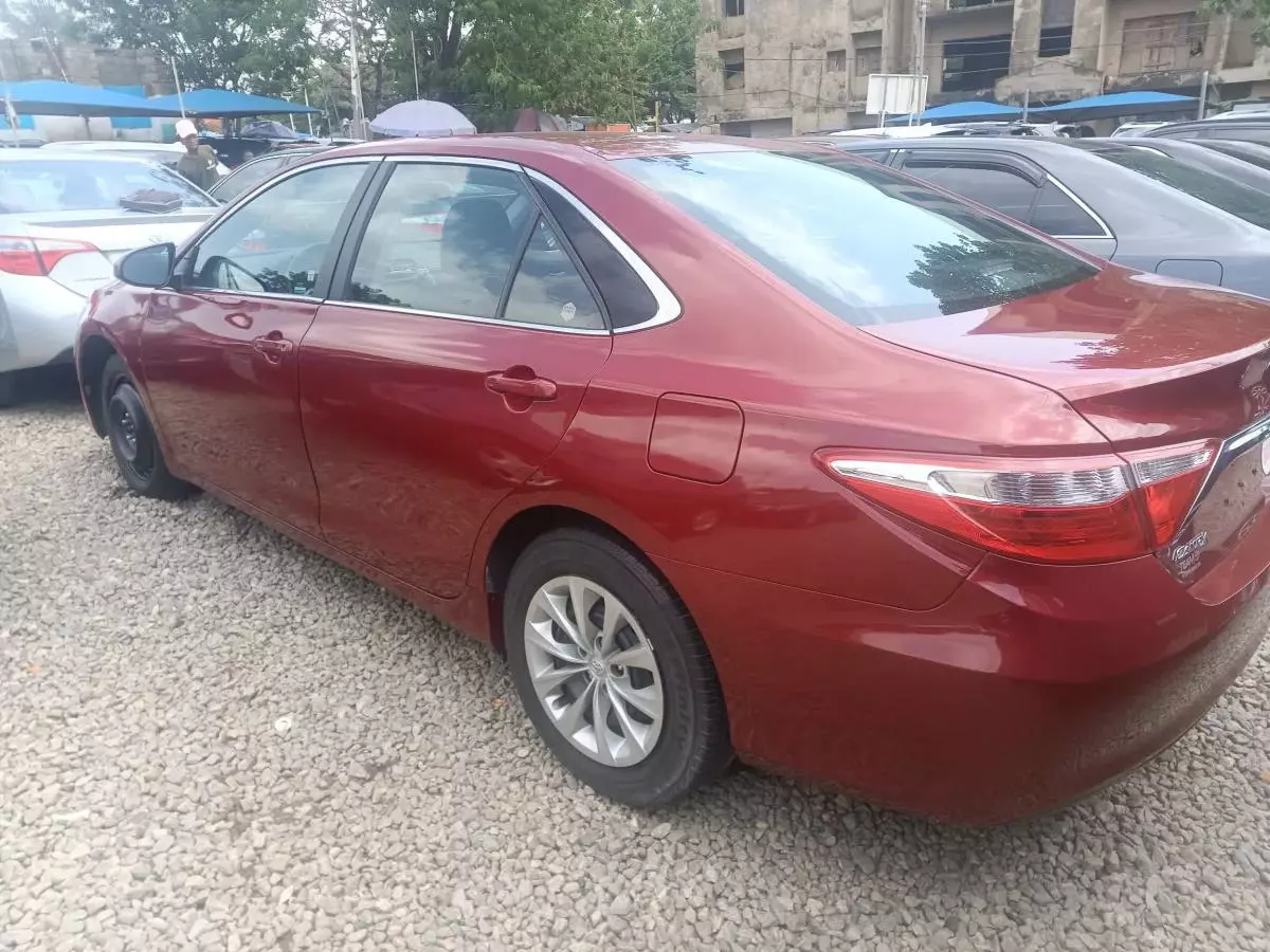 Toyota Camry   - 2015