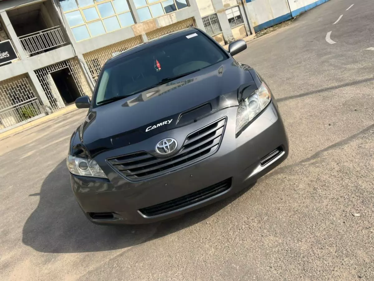 Toyota Camry   - 2007