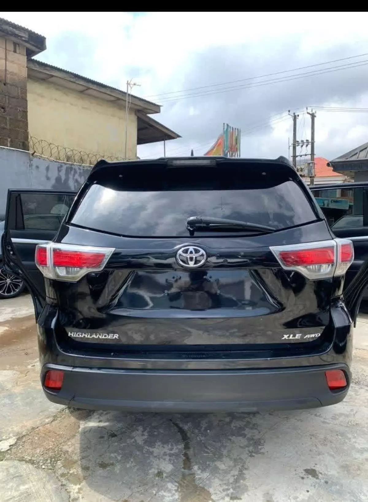 Toyota Highlander   - 2014