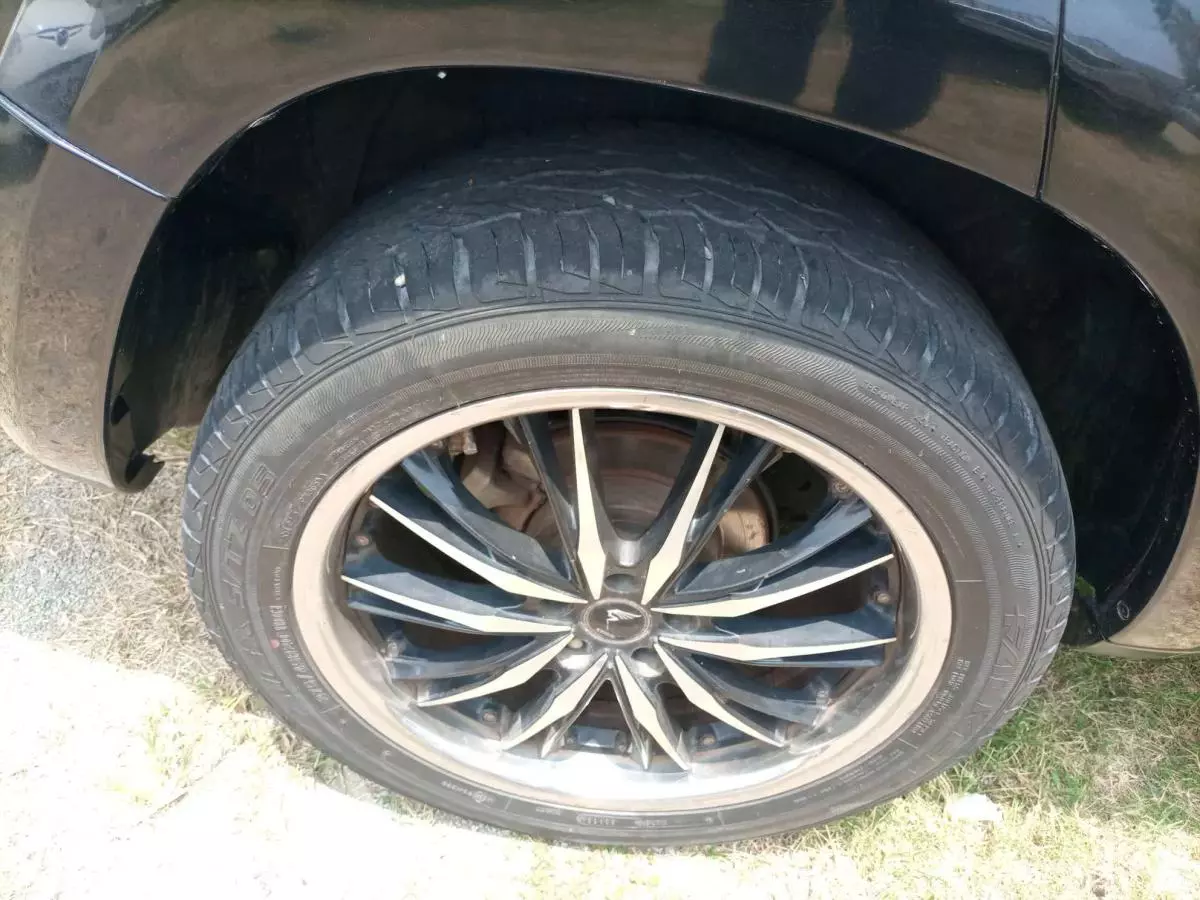 Toyota Vanguard  - 2011