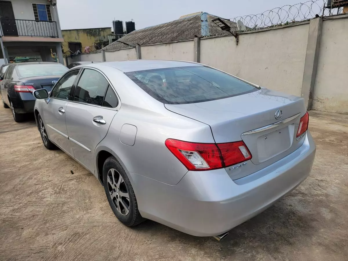 Lexus ES 350   - 2008