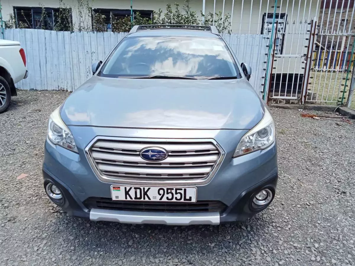 Subaru Outback   - 2015