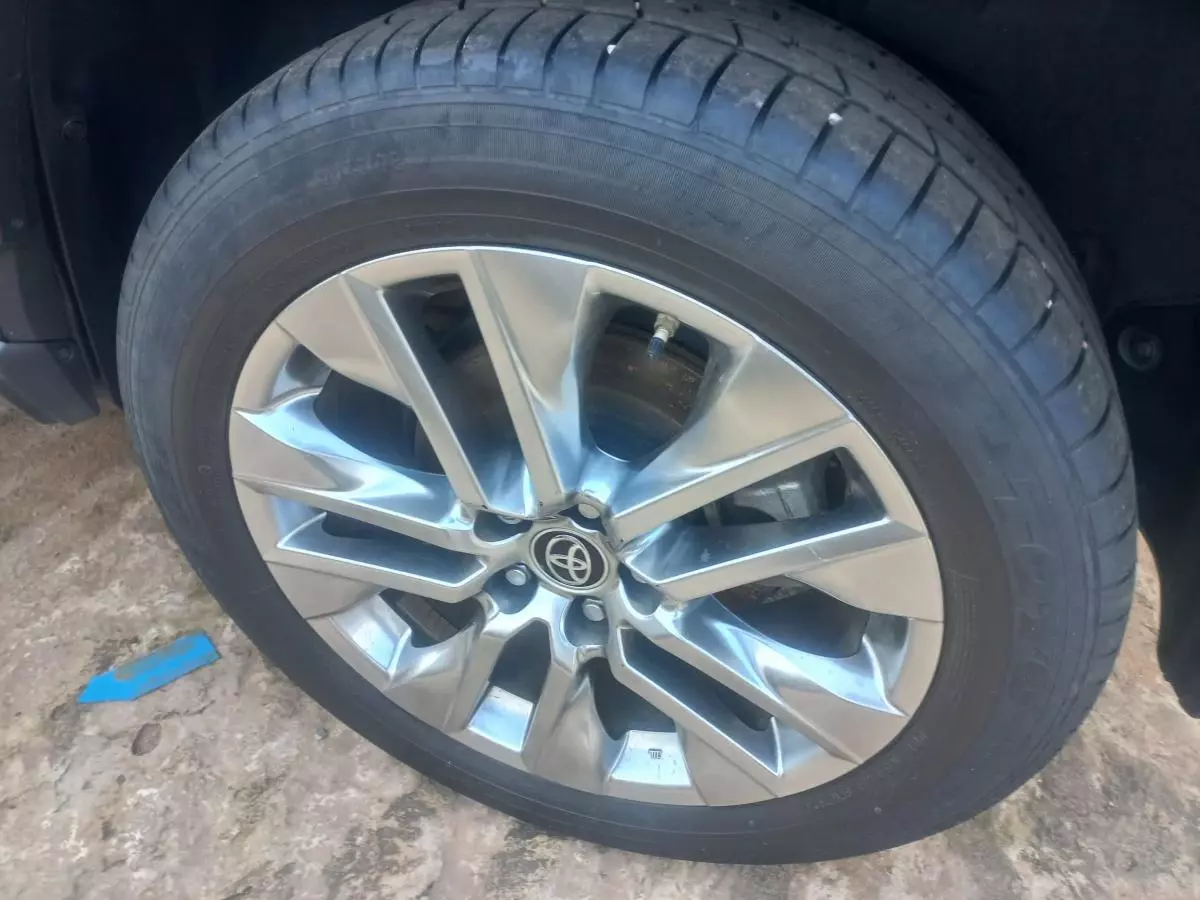 Toyota RAV 4 - 2020