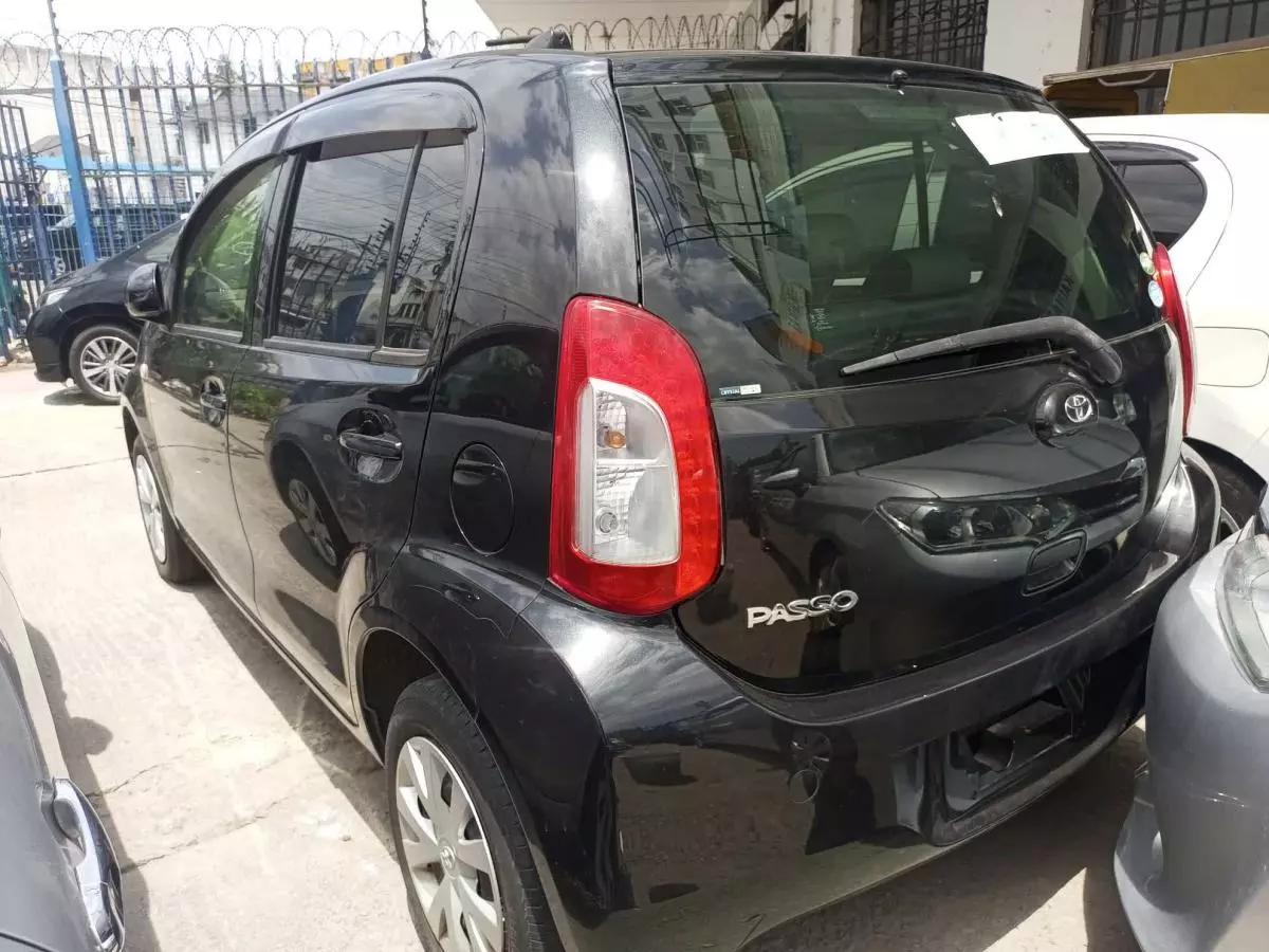 Toyota Passo - 2015