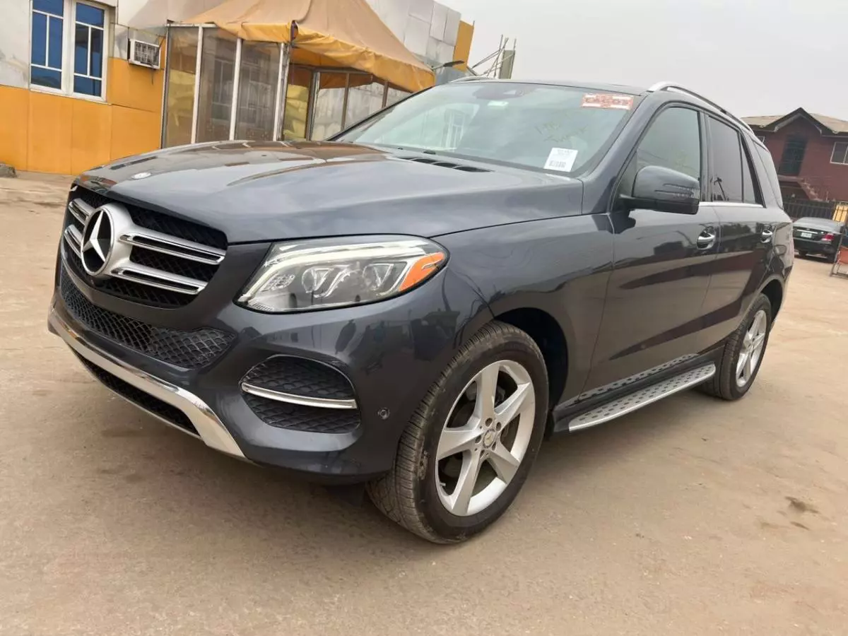 Mercedes-Benz GLE 350   - 2016