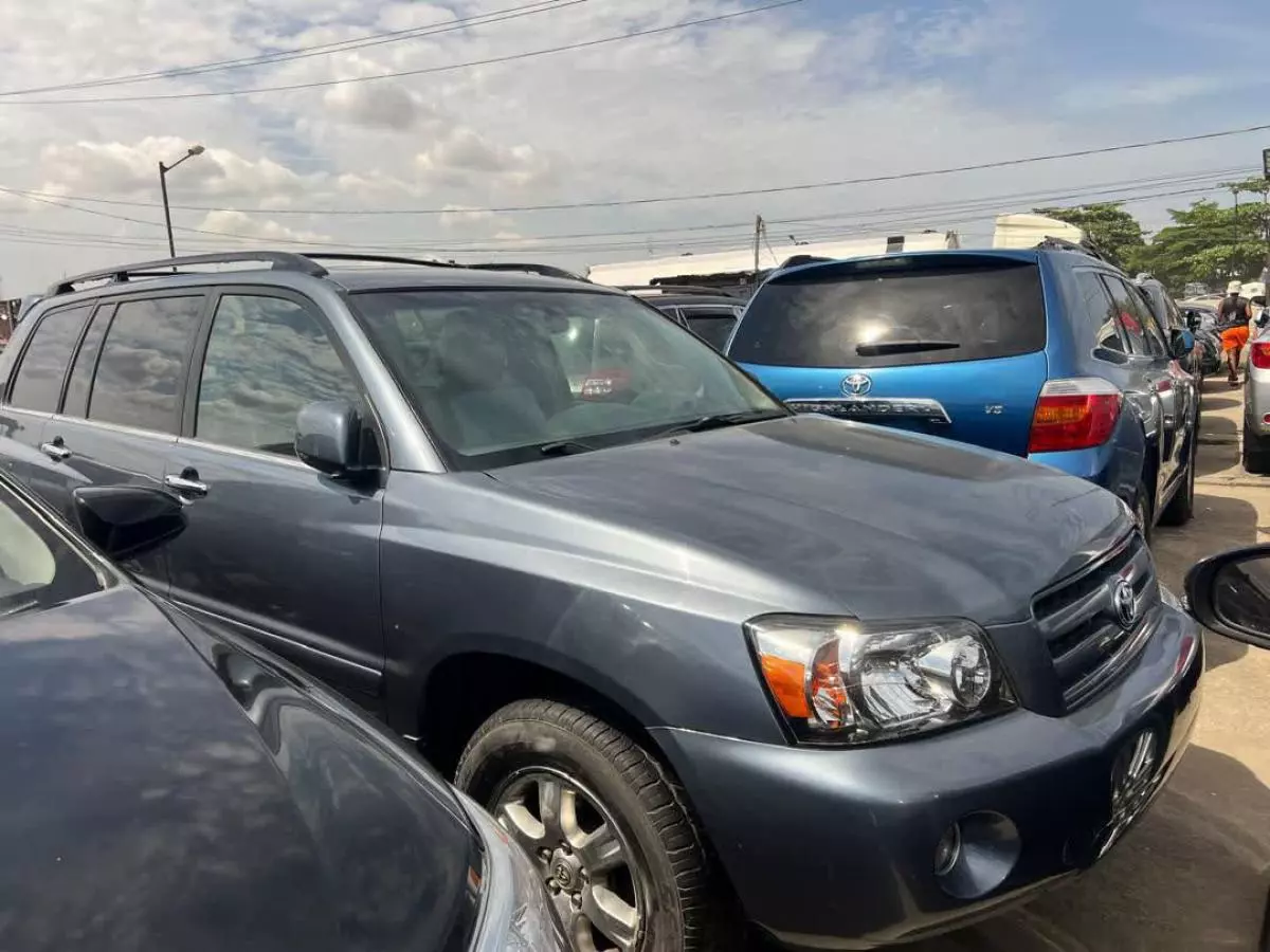 Toyota Highlander   - 2004