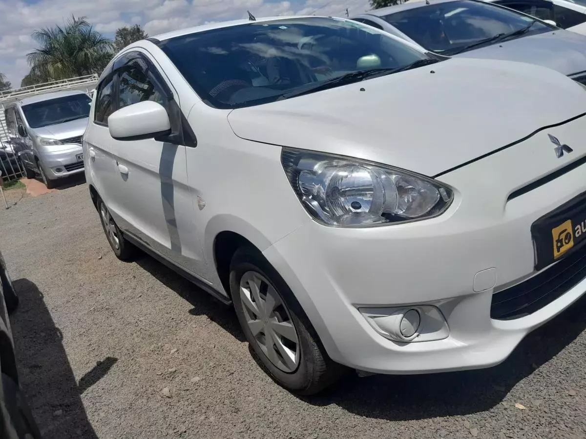 Mitsubishi Mirage   - 2014
