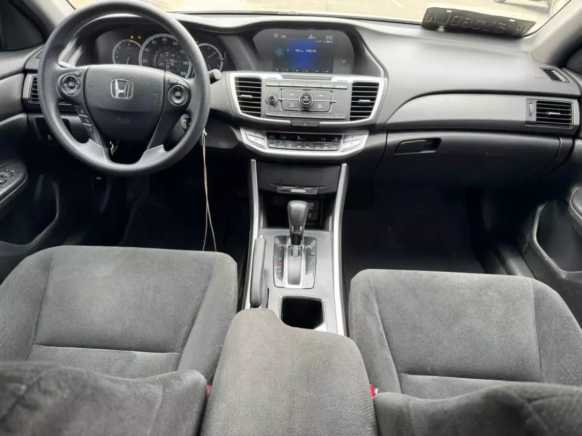 Honda Accord   - 2013