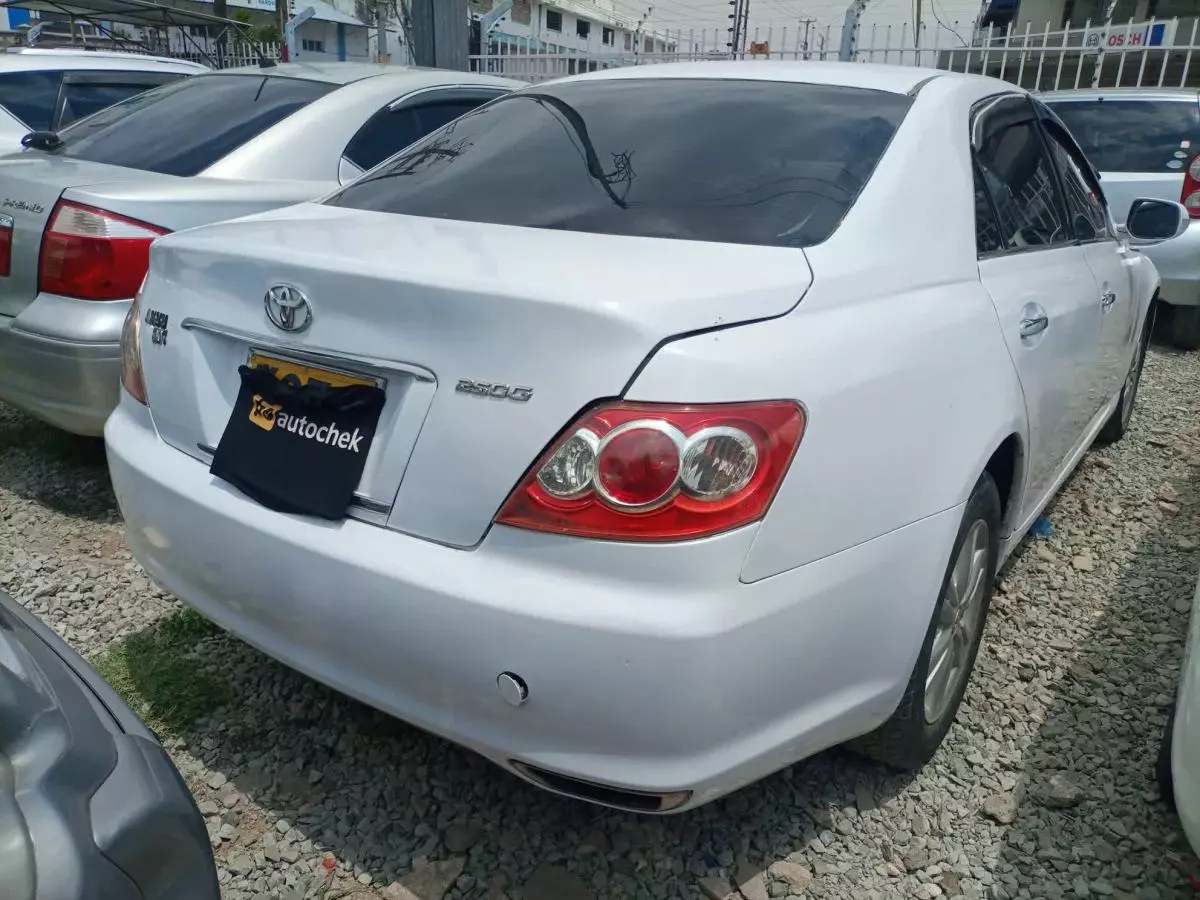 Toyota Mark X - 2008