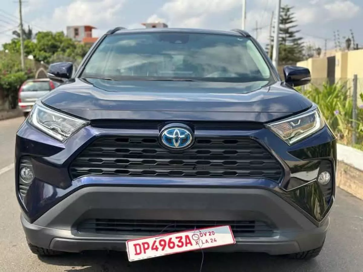 Toyota RAV 4   - 2020