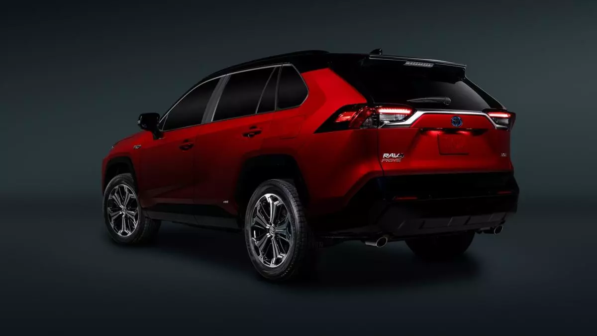 Toyota RAV 4   - 2021