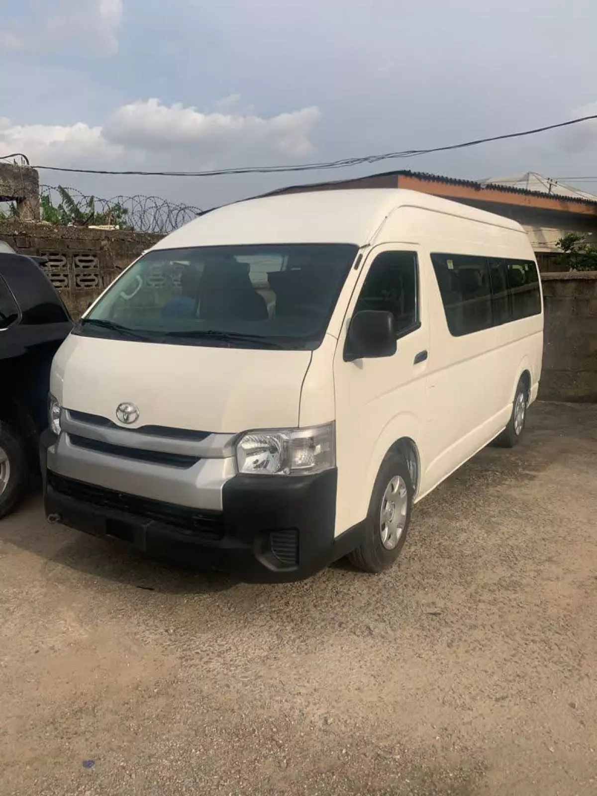 Toyota Hiace (High Roof)   - 2018